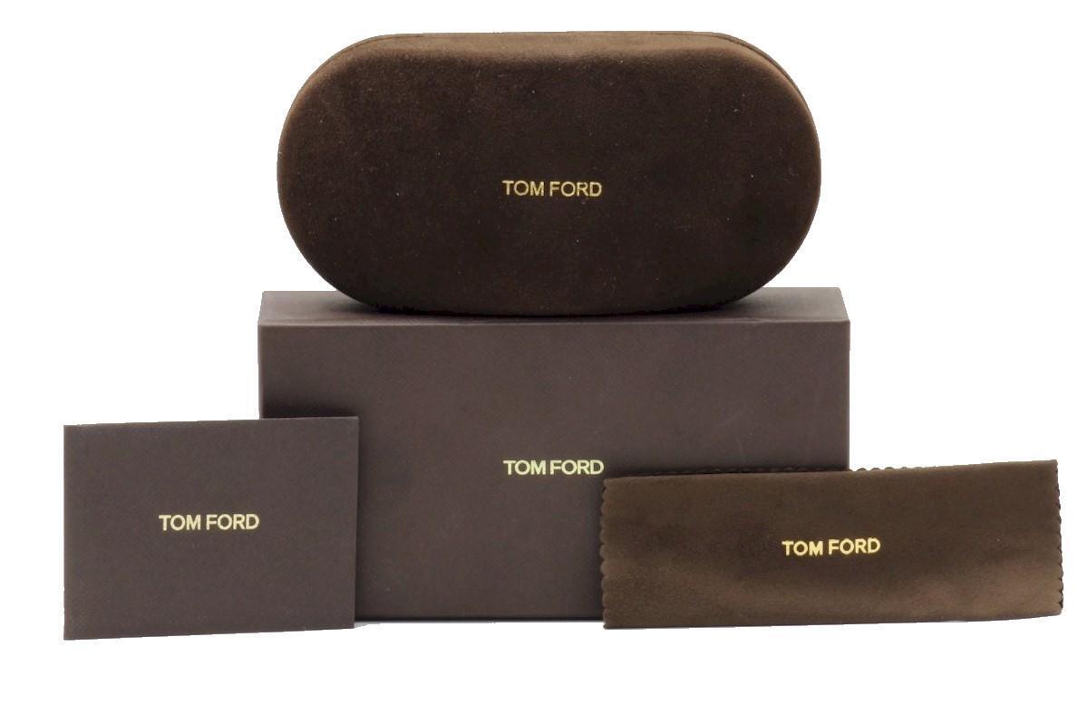 Tom Ford New and Authentic TOM FORD FT0927 28J 61 Sunglasses